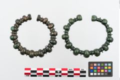 Foto von Bronzeknotenarmreif (NHMW-PRAE-024753)